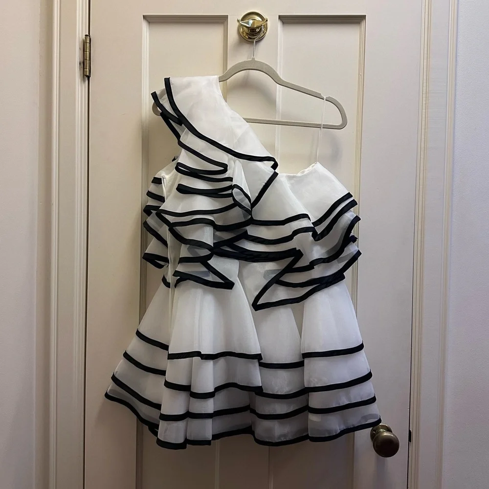 NWT AKIRA One Shoulder Ruffle Dress, Size M - Picture 3 of 5